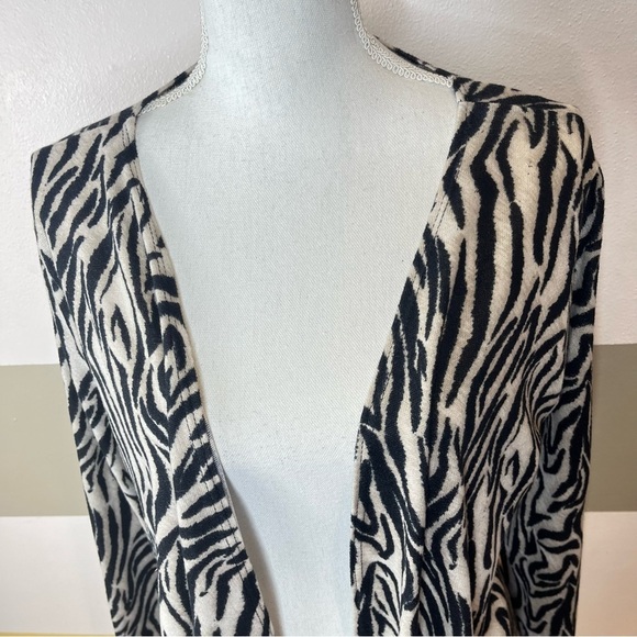 2/$25 Zoel Zebra Tiger Animal Print Business Office Casual Fly Away Cardigan M - Picture 9 of 11